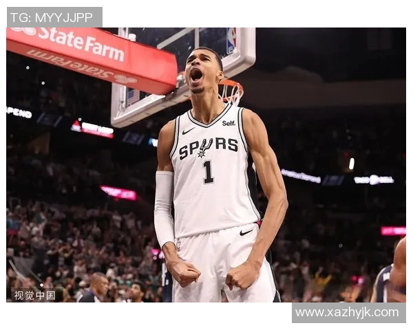 文班亚马场均20分10篮板3盖帽表现抢眼新秀奖争夺战已然领先